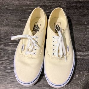 Vans low rise sneakers 👟